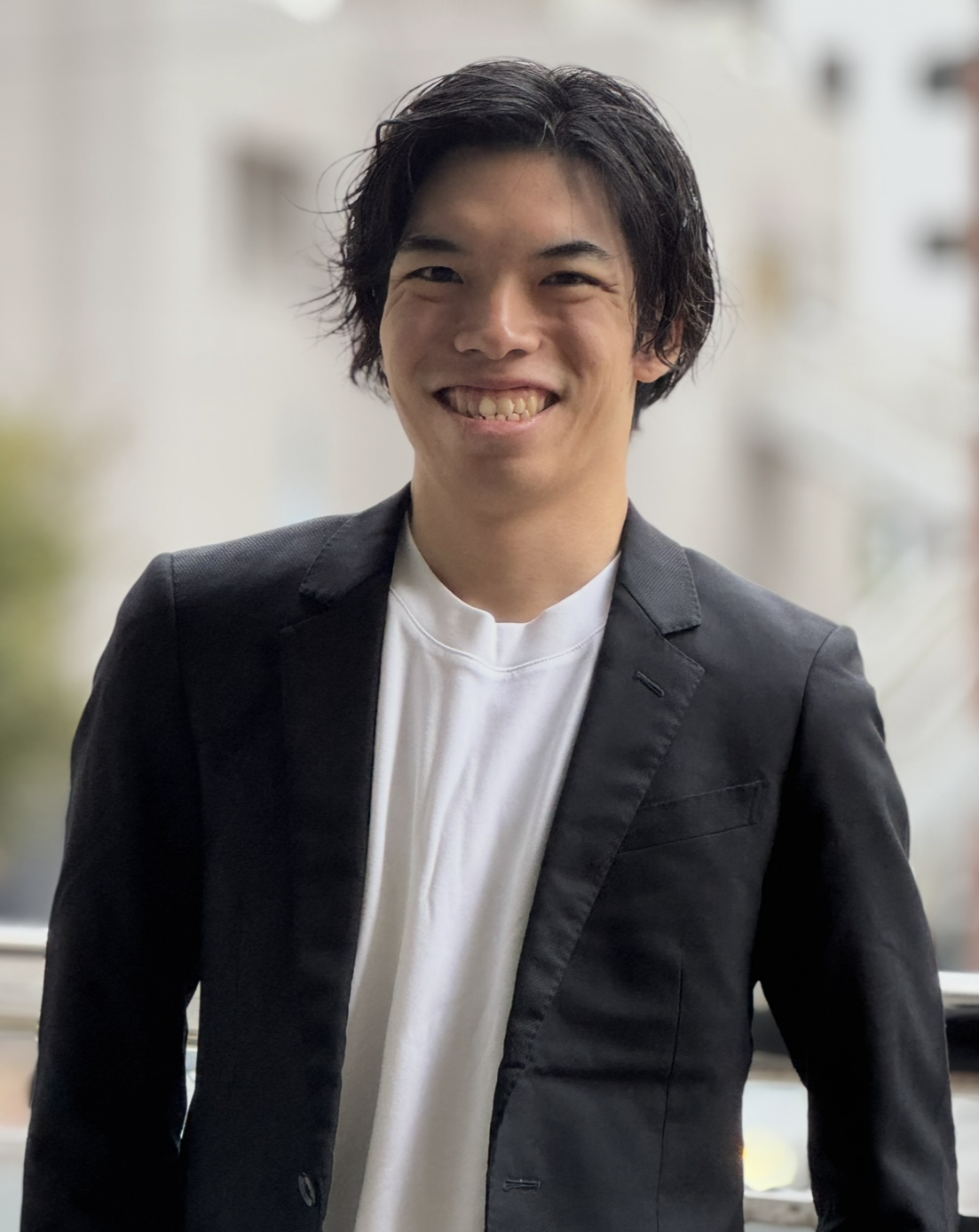 代表者の顔写真